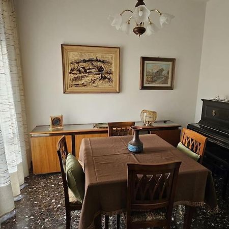 Monticelli Apt - 6 Posti Letto Florence Exterior photo