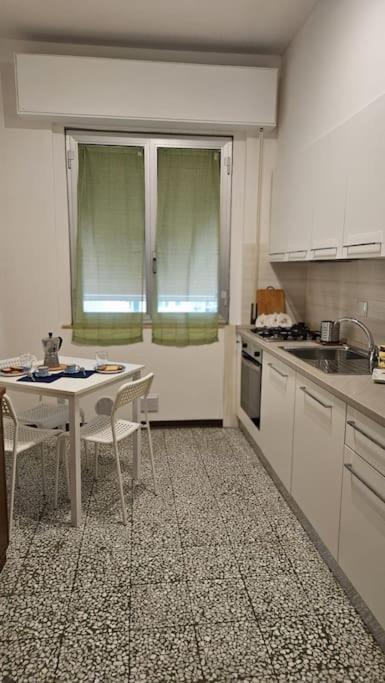 Monticelli Apt - 6 Posti Letto Florence Exterior photo